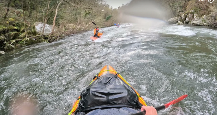 Packrafting río Deza tramo T4 Canón del Deza. Clásico clase IV